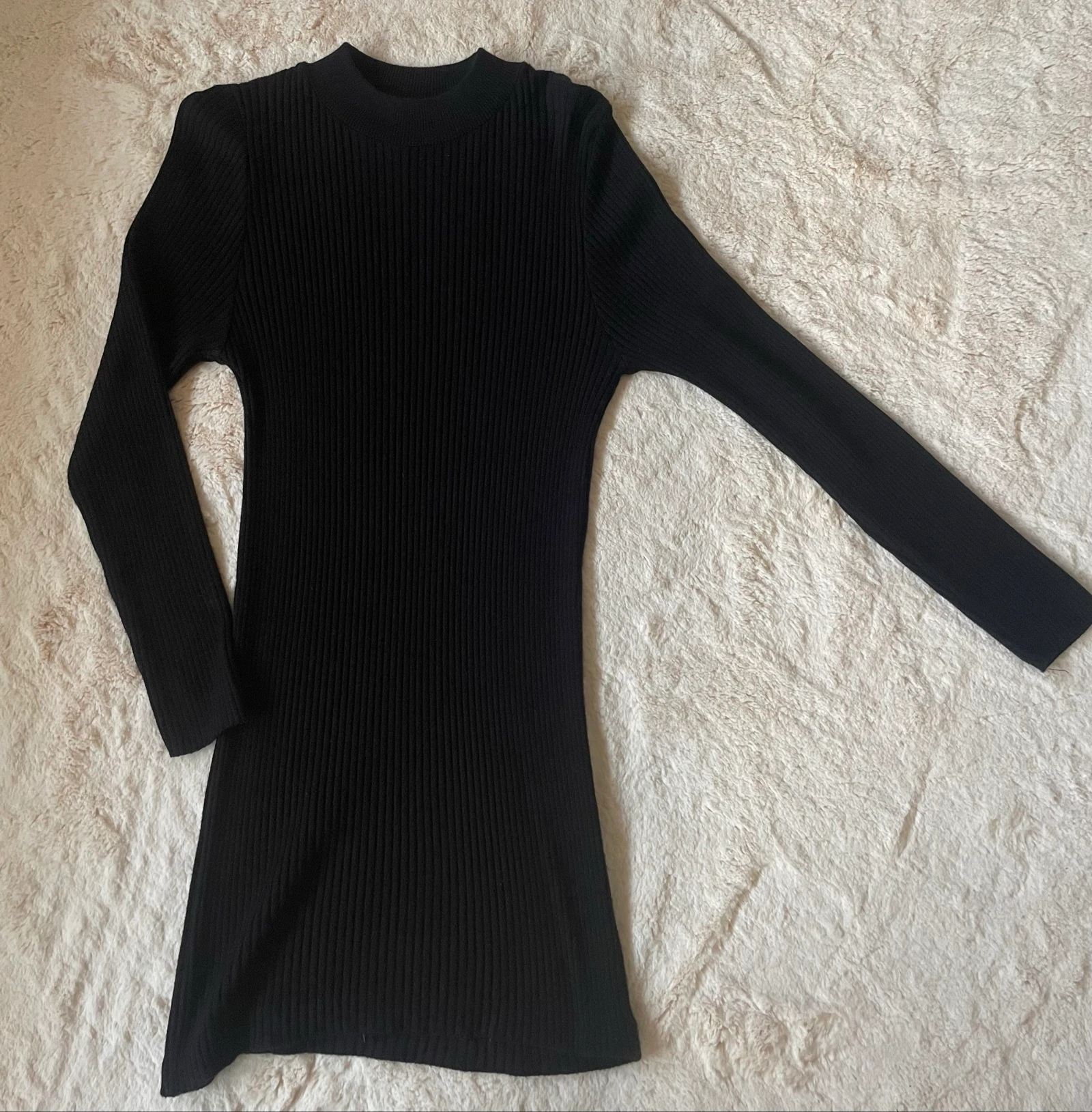 Vestido negro de punto canalé